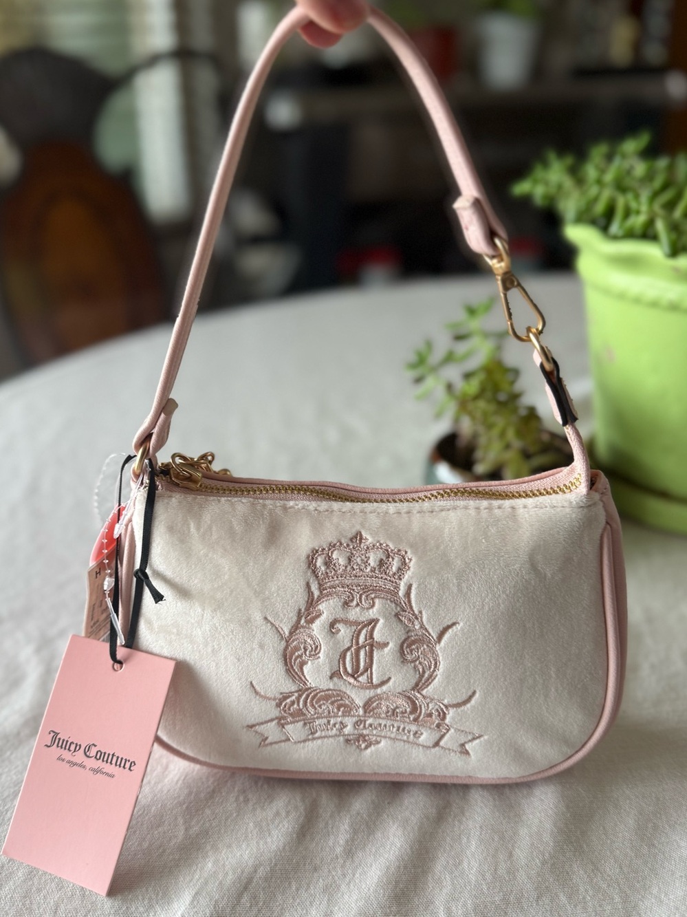 NEW LIGHT PINK VELOR JUICY COUTURE NEED MORE CONVERTIBLE WRISTLET MINI Y2K-style